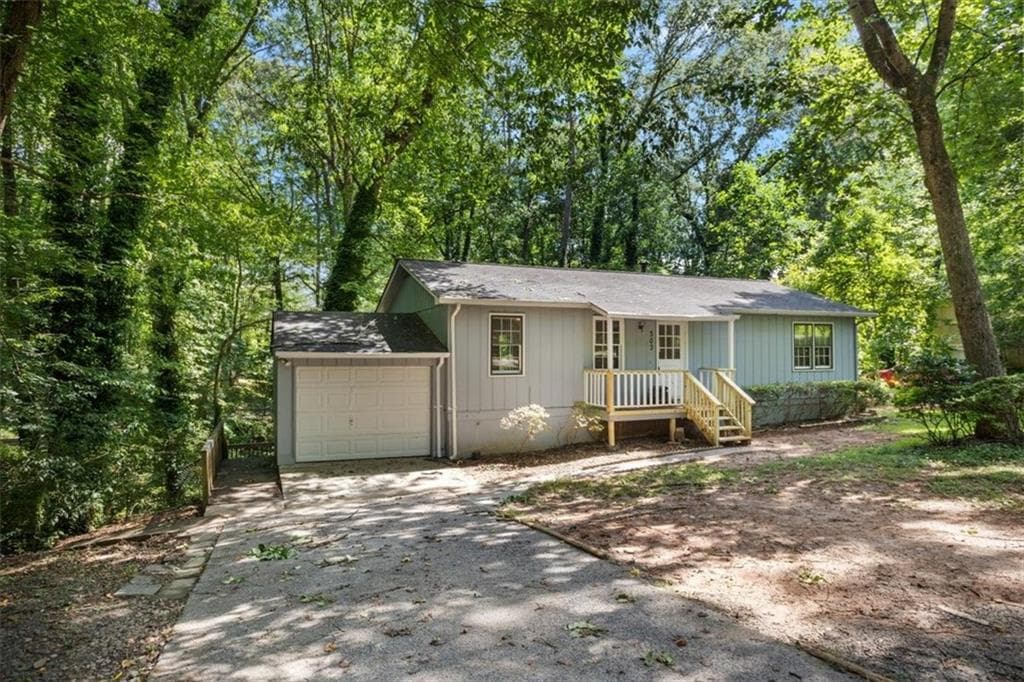 303 Nottingham Drive, Woodstock, GA 30188 — most recent listing photo