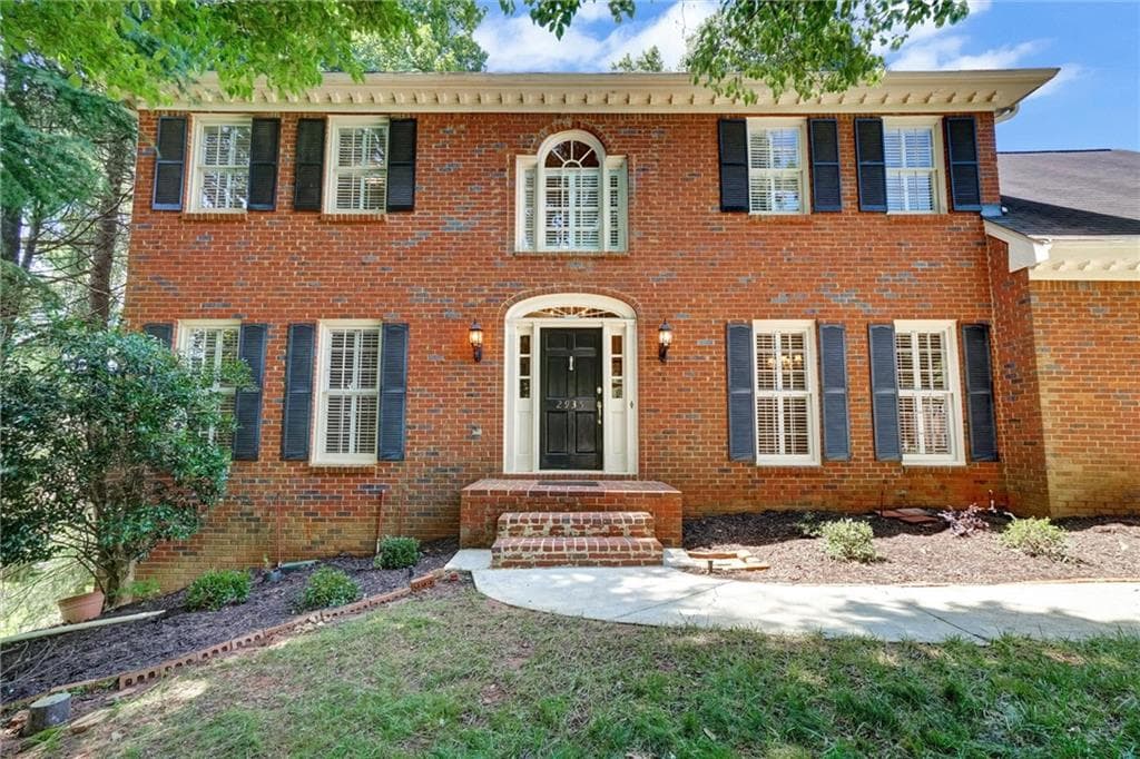 2935 Abbottswell Drive, Alpharetta, GA 30022 — most recent listing photo