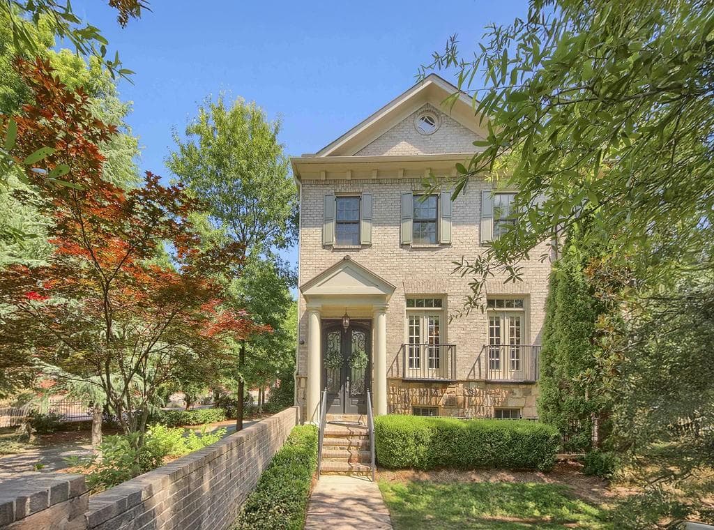 3663 Brookhaven Manor Crossing, Atlanta, GA 30319 — most recent listing photo