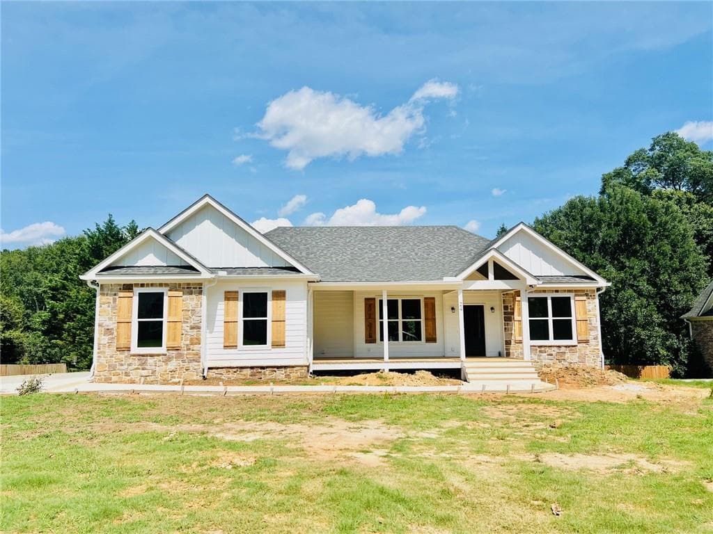 4 bedroom, 3 bathroom single family residence sold at 24 Applewood Lane, Taylorsville, GA 30178