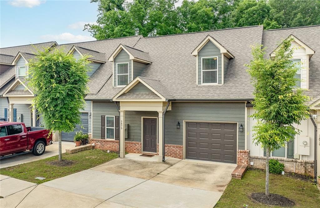 3875 Valley View Court, Gainesville, GA 30501 — most recent listing photo