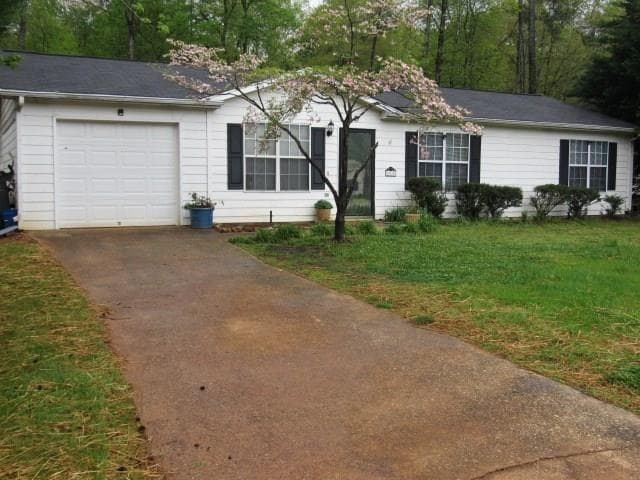 218 Whispering Pine Circle, White, GA 30184 — most recent listing photo