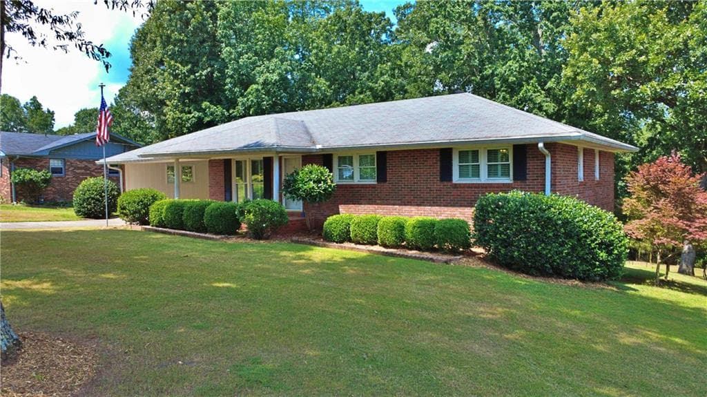 10 Montre Circle, Silver Creek, GA 30173 — most recent listing photo