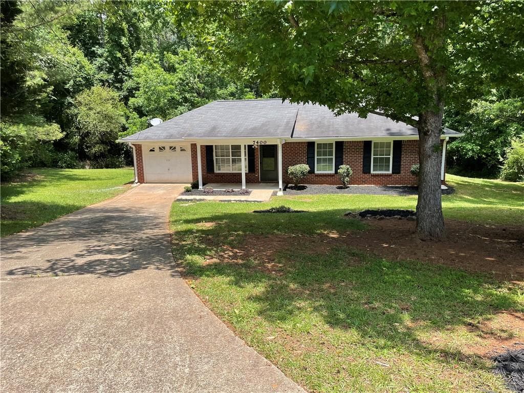 7400 Little Fawn Parkway, Palmetto, GA 30268 — most recent listing photo