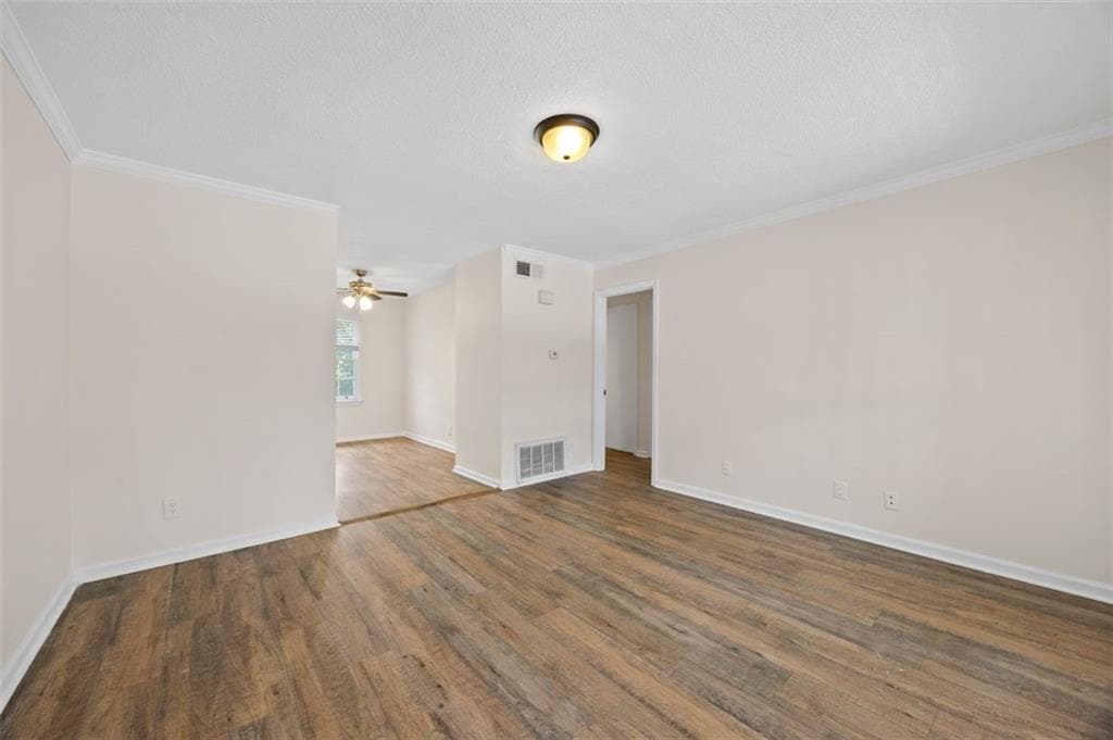 2 bedroom, 1 bathroom, 850 sq ft condominium for sale at 135 E Hill Street 22, Decatur, GA 30030 — photo 8