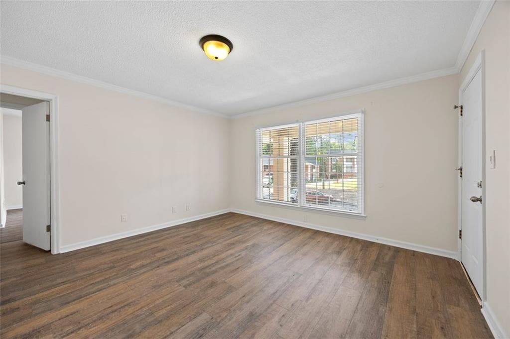 2 bedroom, 1 bathroom, 850 sq ft condominium for sale at 135 E Hill Street 22, Decatur, GA 30030 — photo 9
