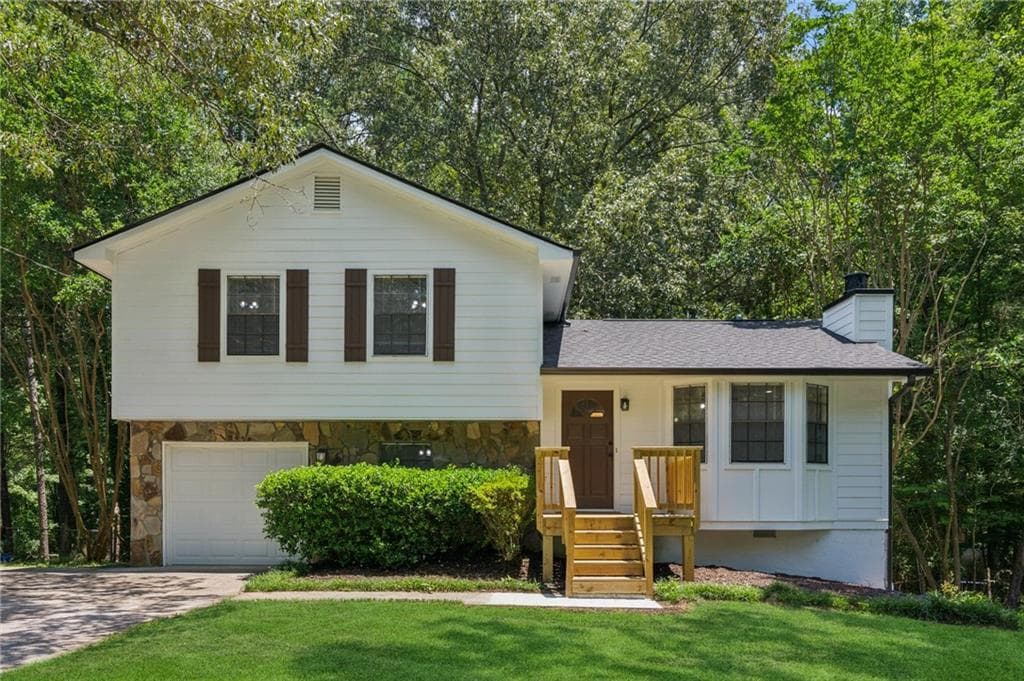 4030 TANGLEWOOD Road, Snellville, GA 30039 — most recent listing photo