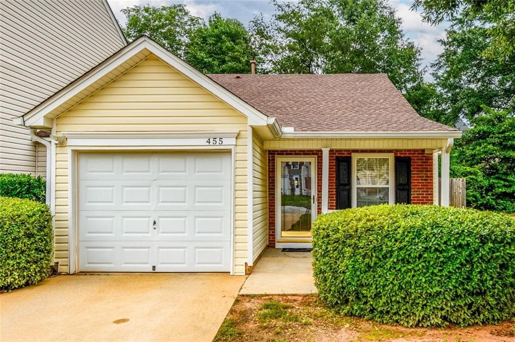 455 LAKESIDE Circle, Covington, GA 30016 — most recent listing photo
