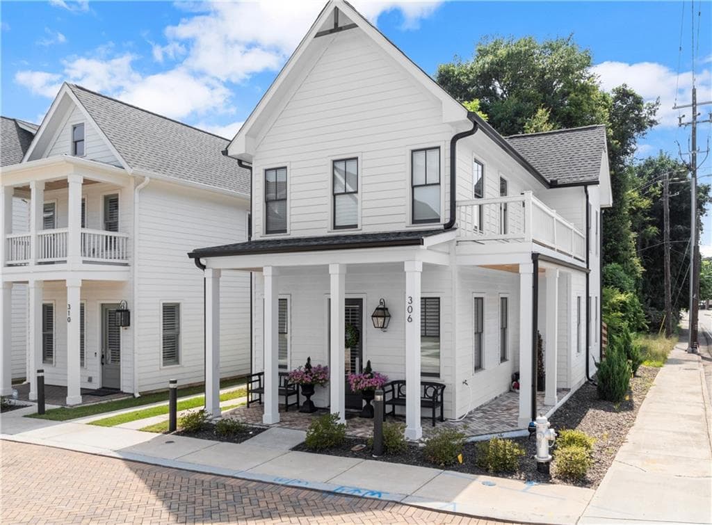 306 Clarendon Court, Gainesville, GA 30501 — most recent listing photo