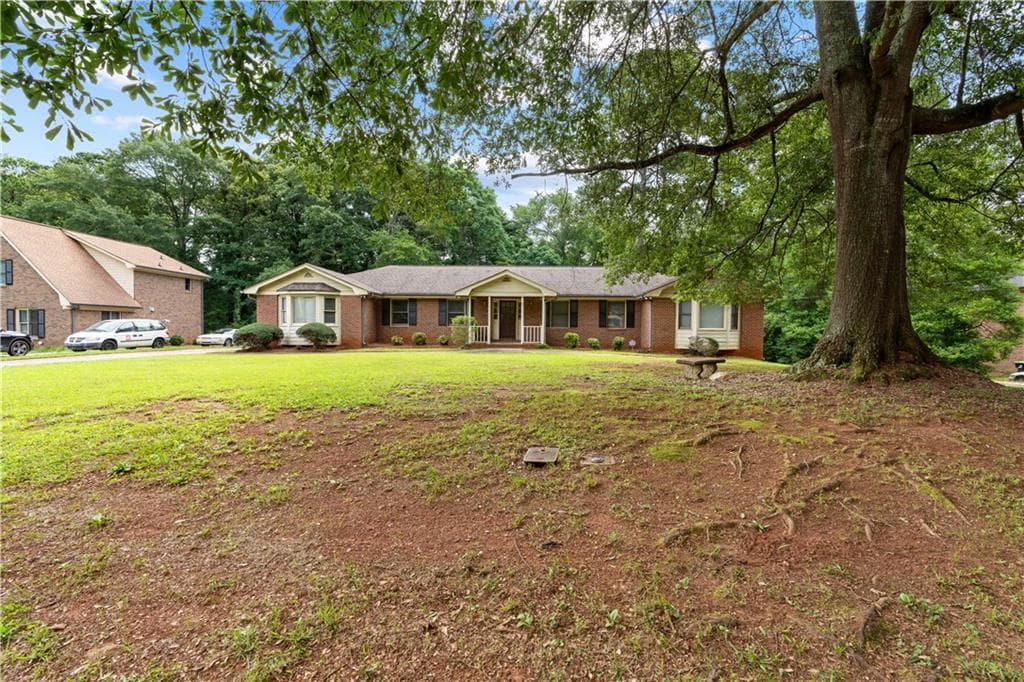 duplex sold at 23-25 Sentry Oak Court, Stockbridge, GA 30281