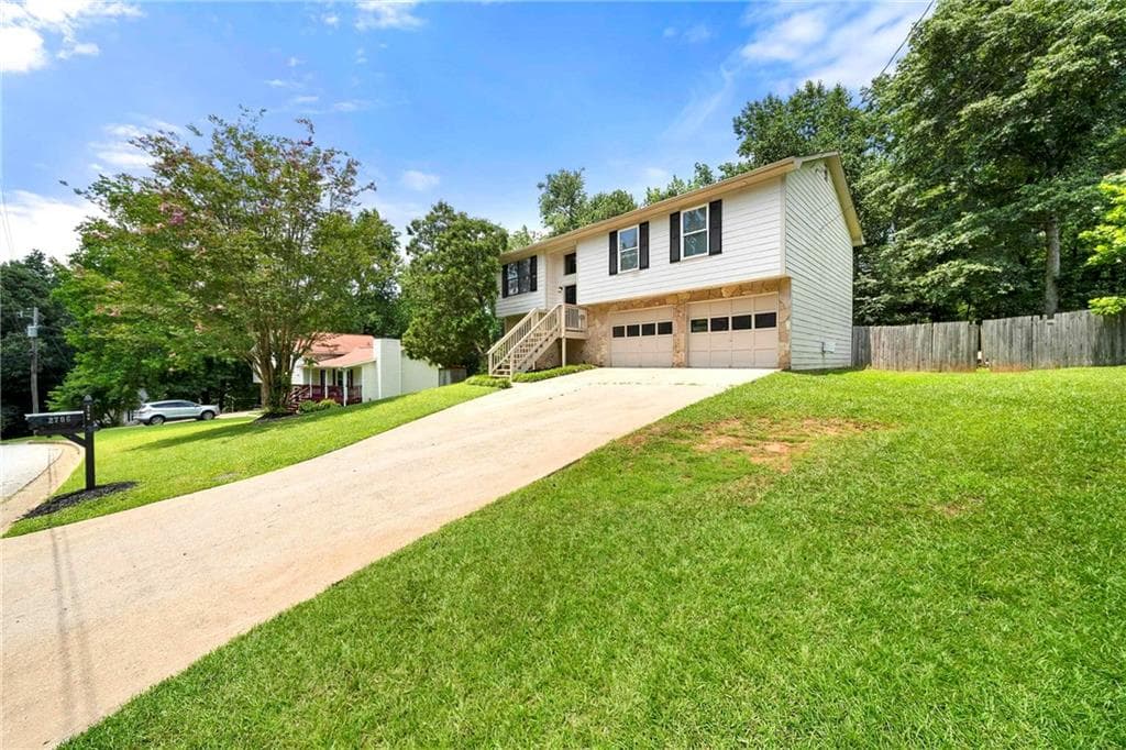 2706 Del Ridge Drive, Douglasville, GA 30135 — most recent listing photo