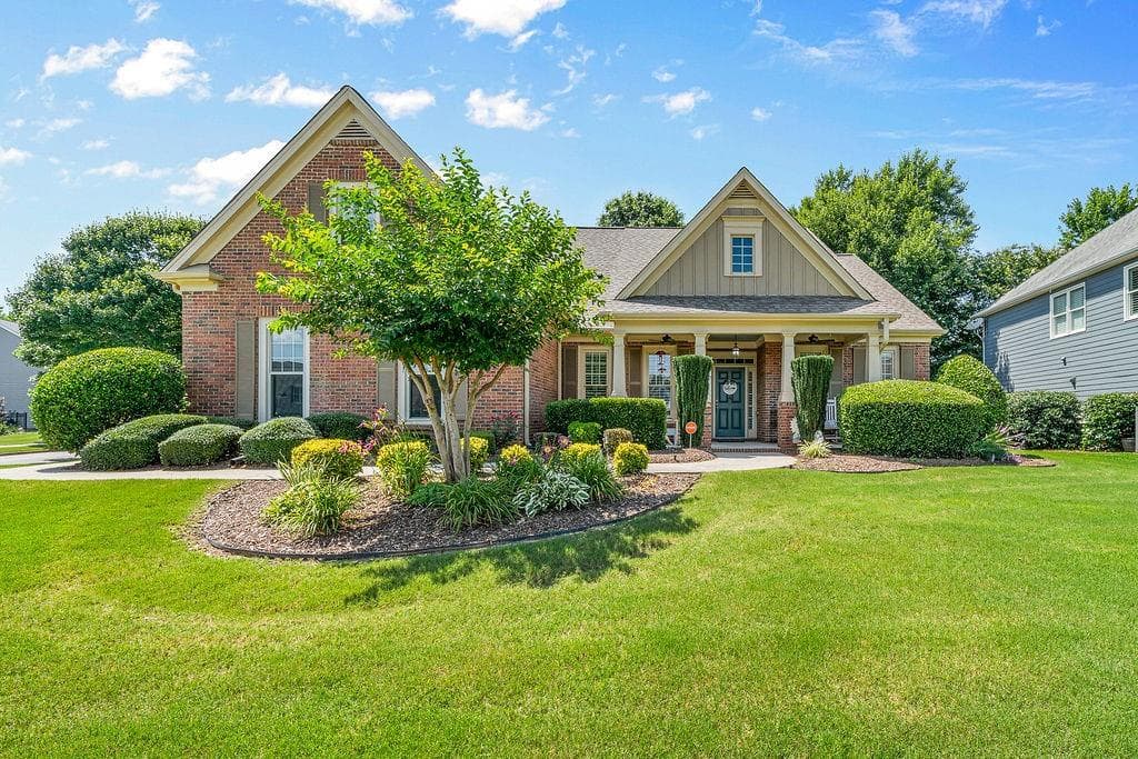 7731 Sleepy Lagoon Way, Flowery Branch, GA 30542 — most recent listing photo