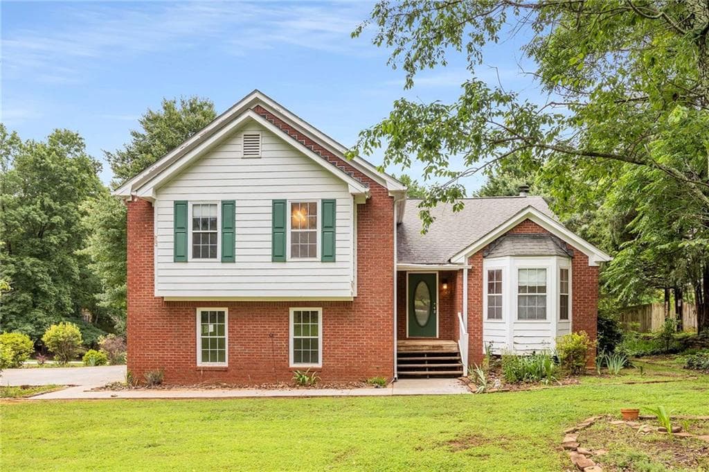 524 Stephens Point Drive, Lawrenceville, GA 30045 — most recent listing photo