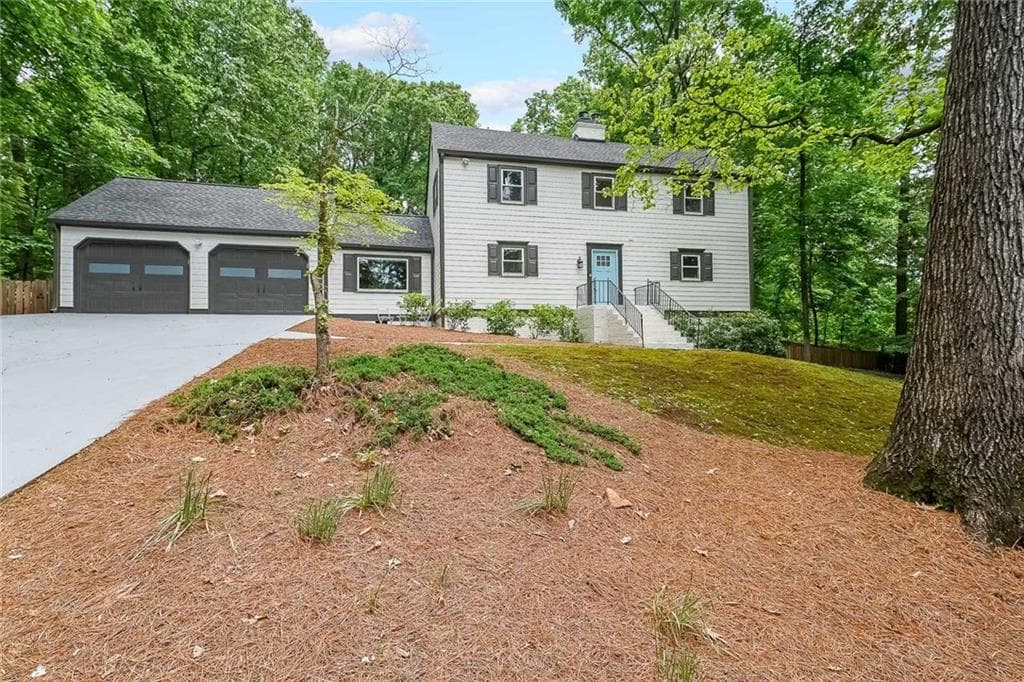 9805 Buice Road, Alpharetta, GA 30022 — most recent listing photo
