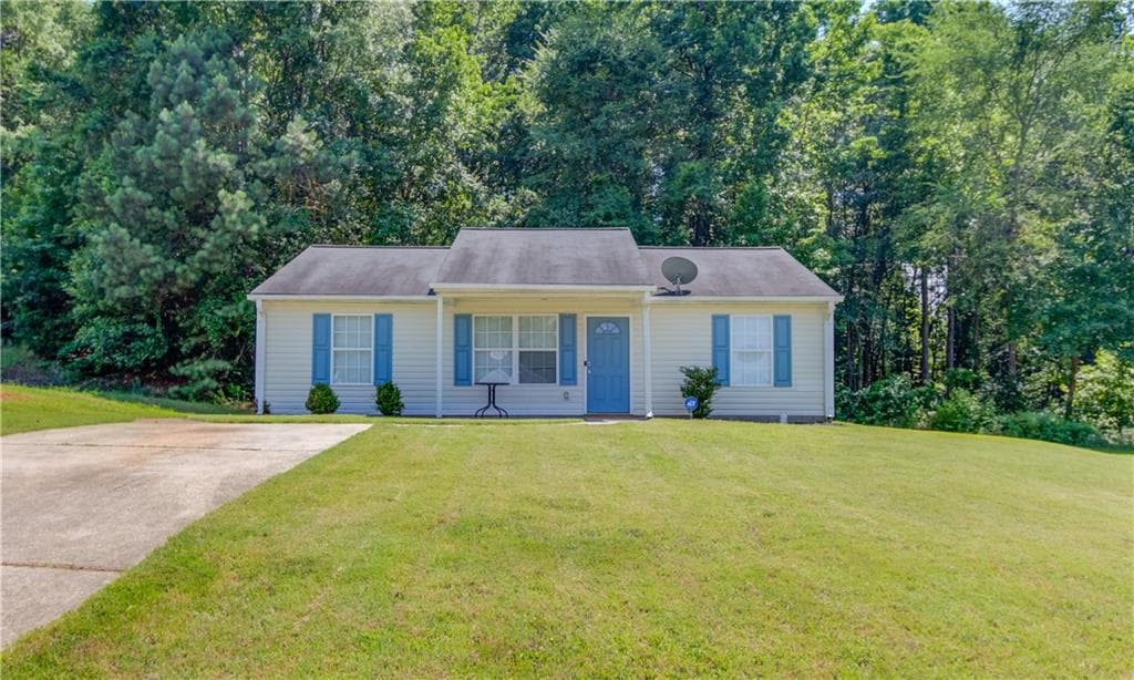 120 Coles Court Drive, Commerce, GA 30529 — most recent listing photo