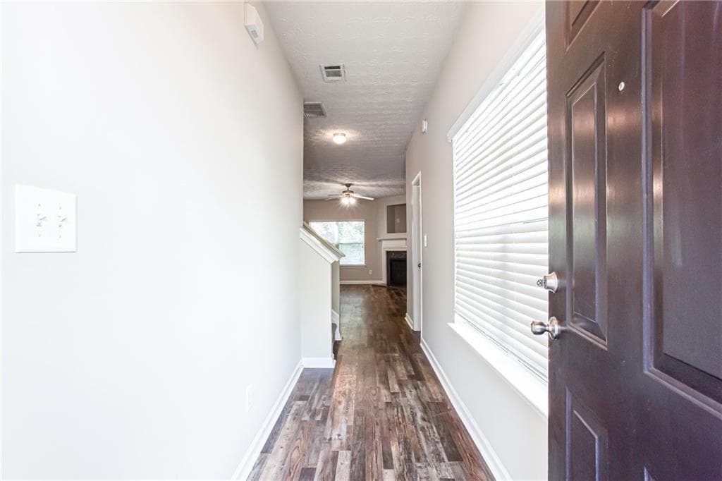 4 bedroom, 3 bathroom, 2,076 sq ft single family residence for sale at 4628 McEver View Drive, Sugar Hill, GA 30518 — photo 3