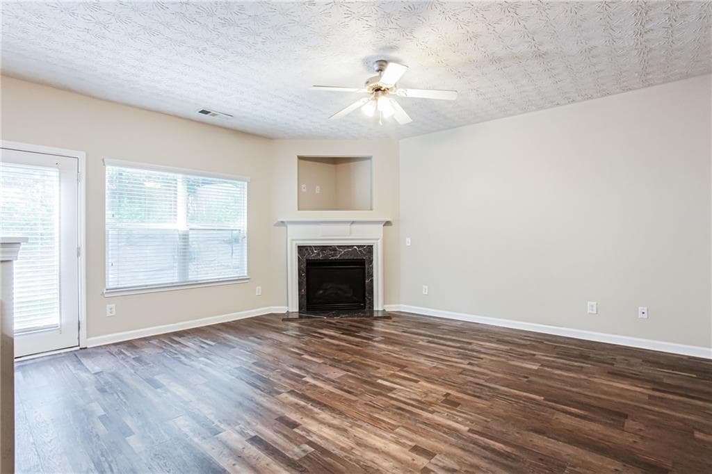 4 bedroom, 3 bathroom, 2,076 sq ft single family residence for sale at 4628 McEver View Drive, Sugar Hill, GA 30518 — photo 5
