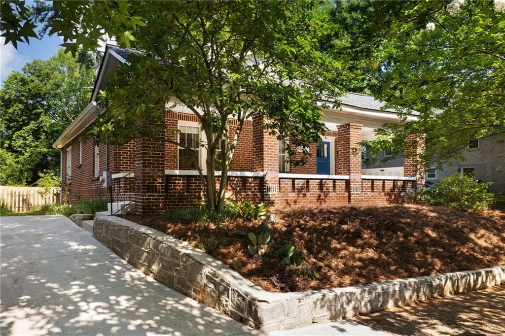 3 bedroom, 2 bathroom, 1,576 sq ft single family residence sold at 19 Wyman Street, Atlanta, GA 30317