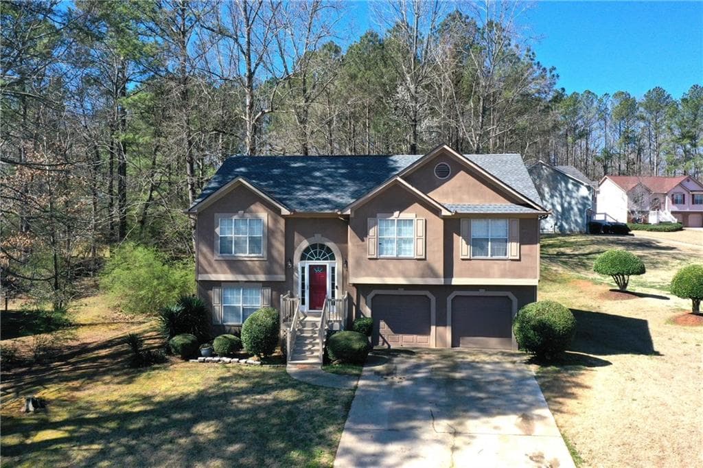 4 bedroom, 3 bathroom, 2,191 sq ft single family residence sold at 1630 Versailles Drive, Atlanta, GA 30331