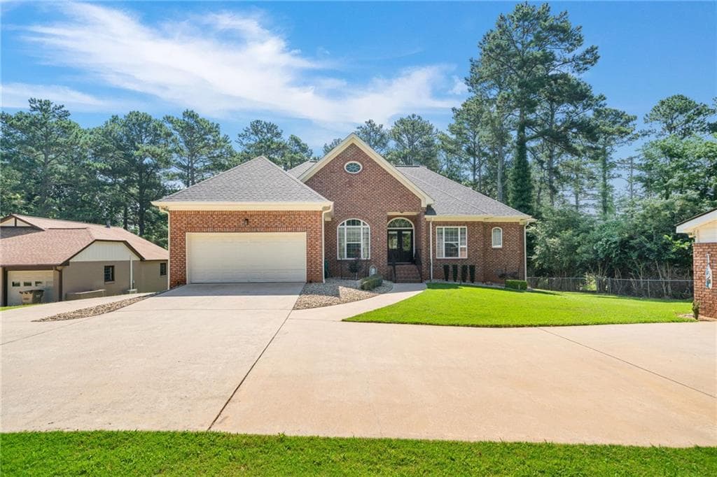 4 bedroom, 4 bathroom, 3,697 sq ft single family residence sold at 6642 Crestwood Peninsula, Flowery Branch, GA 30542