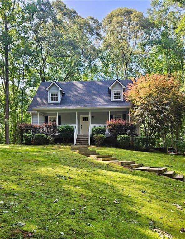 3 bedroom, 3 bathroom, 1,728 sq ft single family residence sold at 713 TRICKUM VALLEY Drive, Woodstock, GA 30188