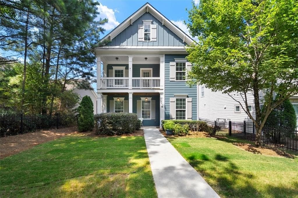 3 bedroom, 3 bathroom, 1,980 sq ft single family residence sold at 1922 Perry Boulevard, Atlanta, GA 30318