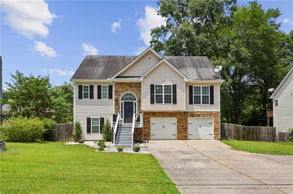 4 bedroom, 3 bathroom, 2,077 sq ft single family residence sold at 2140 Hurt Road, Marietta, GA 30008
