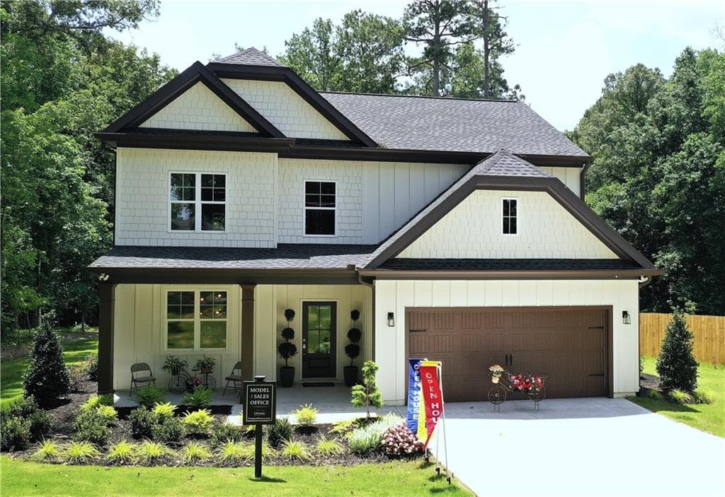 5 bedroom, 3 bathroom, 2,295 sq ft single family residence sold at 2610 Lisa Drive, Atlanta, GA 30311