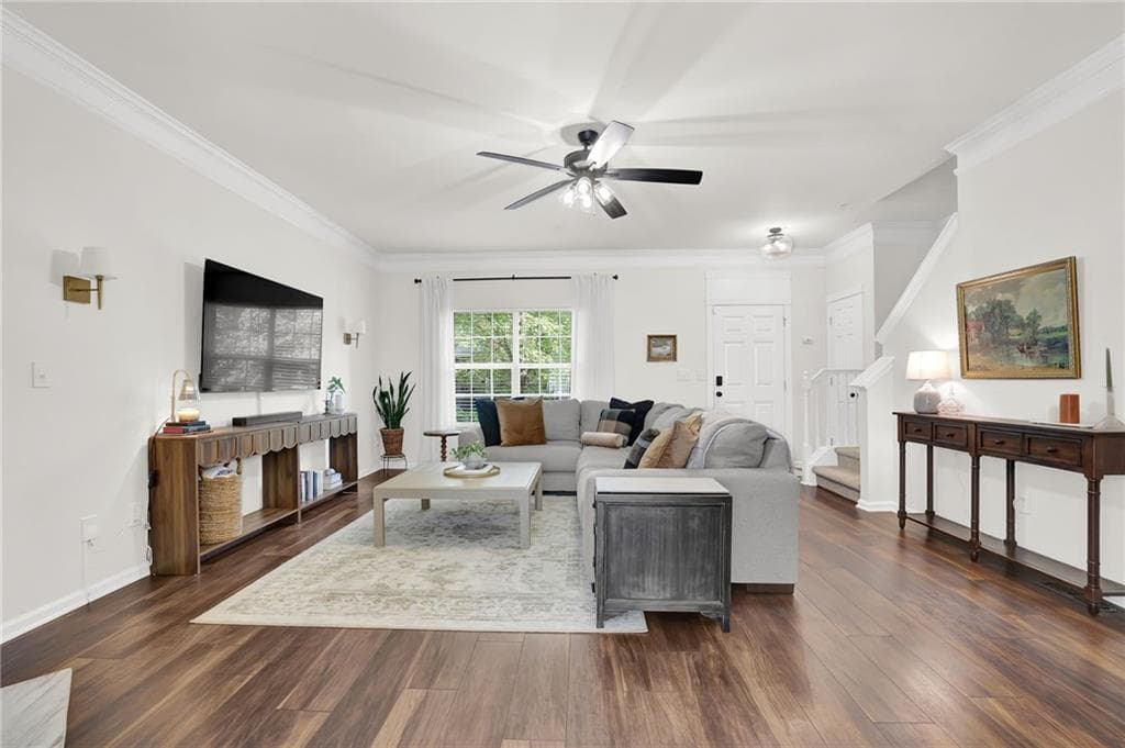 2 bedroom, 3 bathroom, 1,760 sq ft townhouse sold at 833 SOCIETY Court, Woodstock, GA 30188