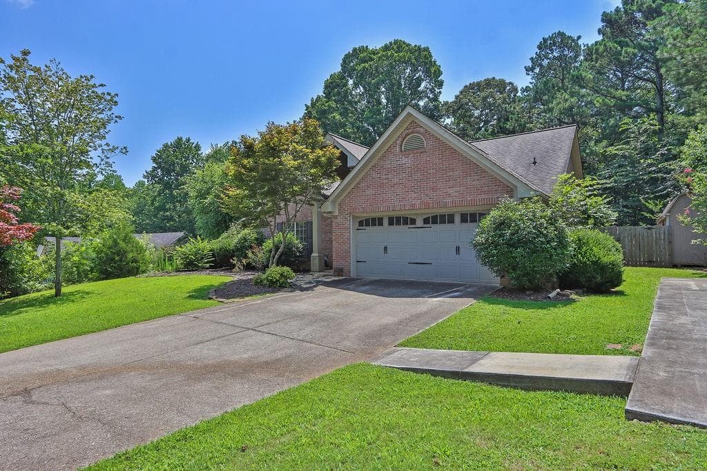 5912 Clipper Bay, Flowery Branch, GA 30542 — most recent listing photo