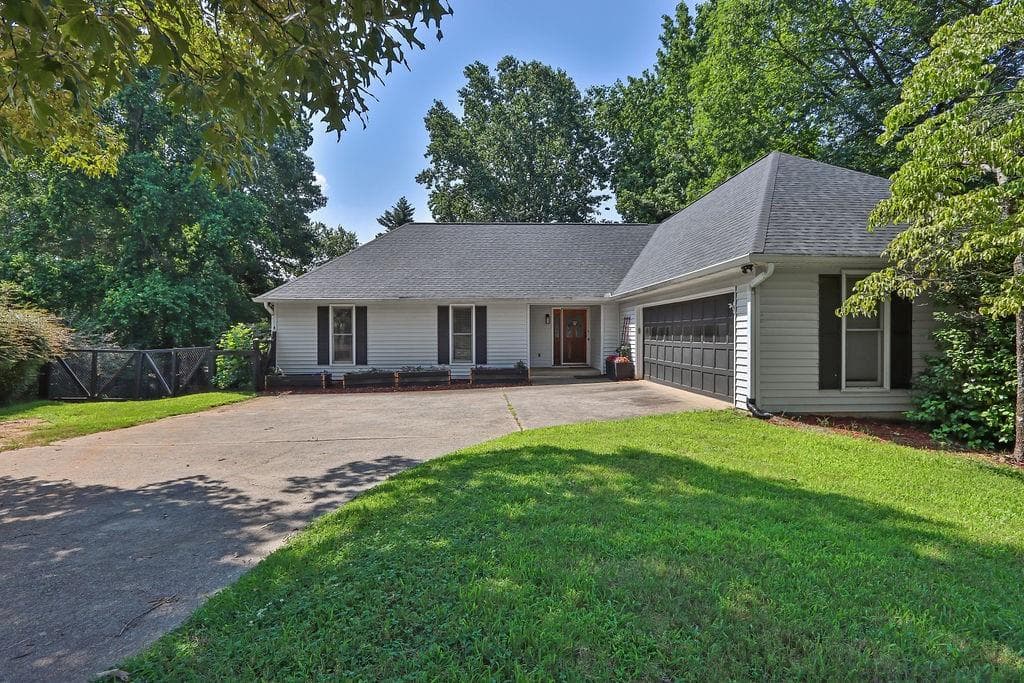5209 Lanton Drive, Gainesville, GA 30504 — most recent listing photo