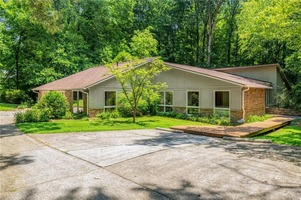 1690 Trotters Lane, Stone Mountain, GA 30087 — most recent listing photo