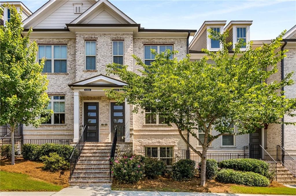 2 bedroom, 4 bathroom, 1,801 sq ft townhouse sold at 4358 Parkside Place, Atlanta, GA 30342