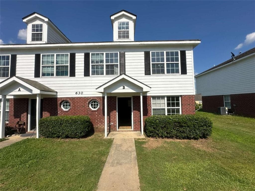 3 bedroom, 3 bathroom, 1,472 sq ft townhouse sold at 630 Mill Stone Bluff B, Monroe, GA 30655