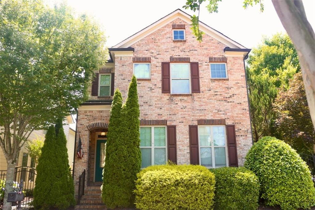 7825 CROWNPOINT Drive, Alpharetta, GA 30005 — most recent listing photo