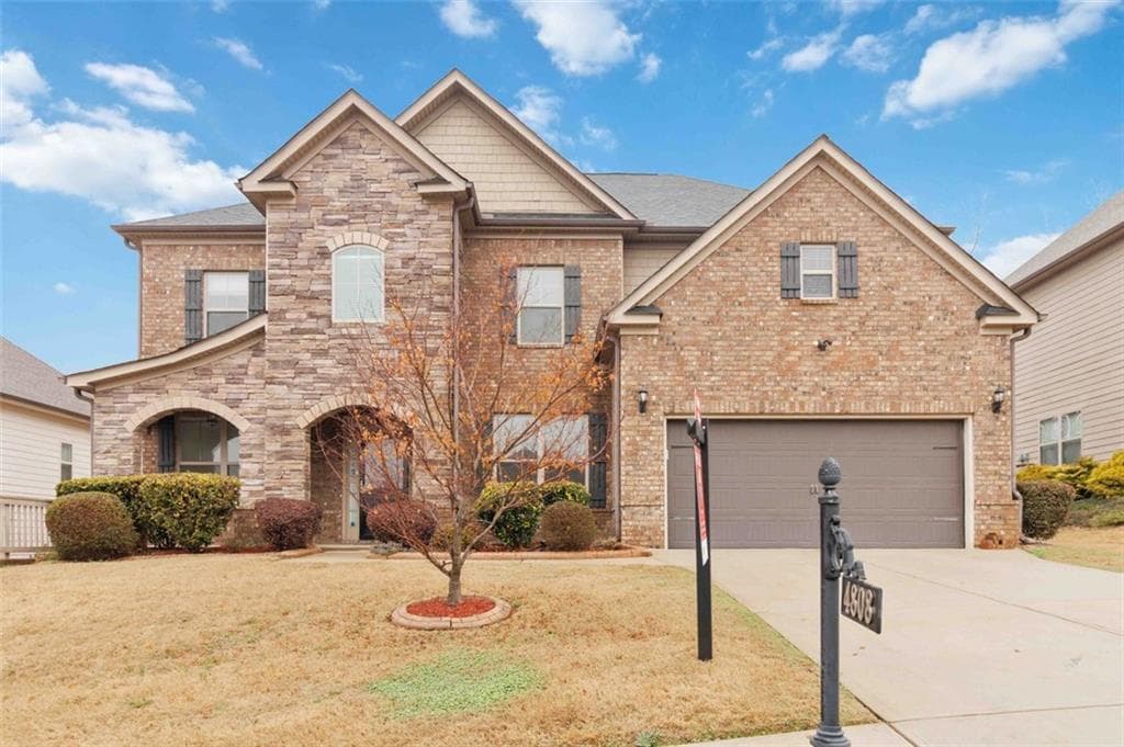 5 bedroom, 4 bathroom, 4,014 sq ft single family residence sold at 4808 ALBANY Way, Atlanta, GA 30331
