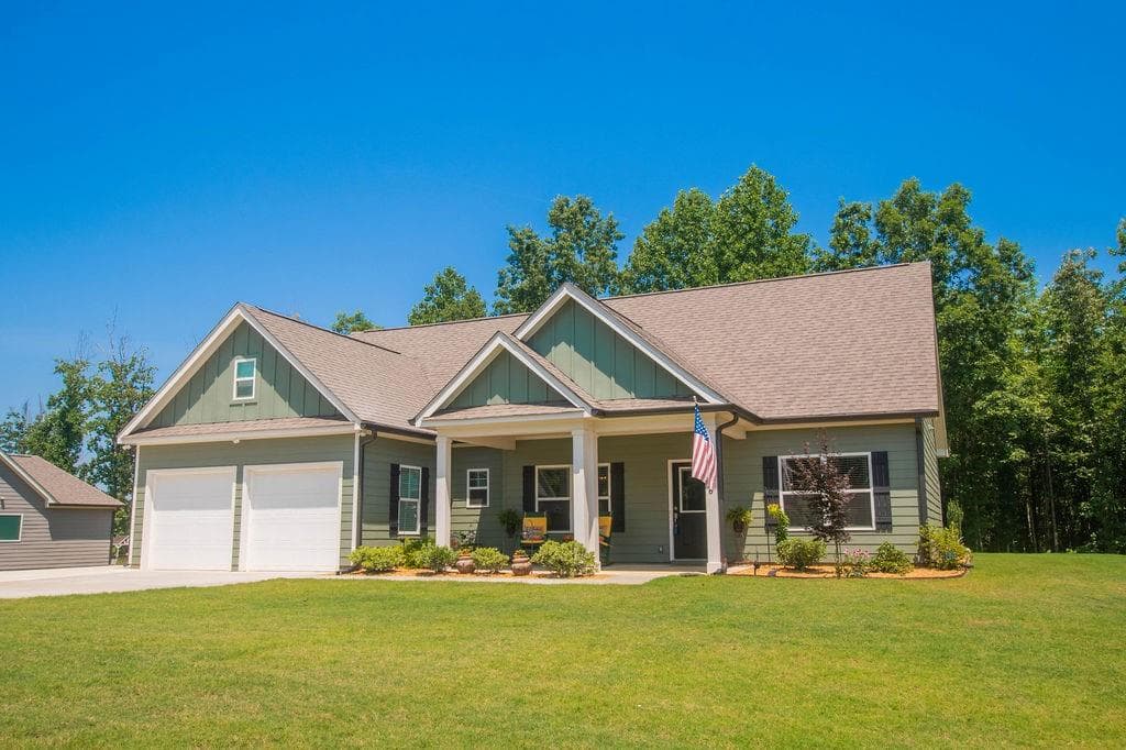 126 Chestnut Trail, Commerce, GA 30529 — most recent listing photo