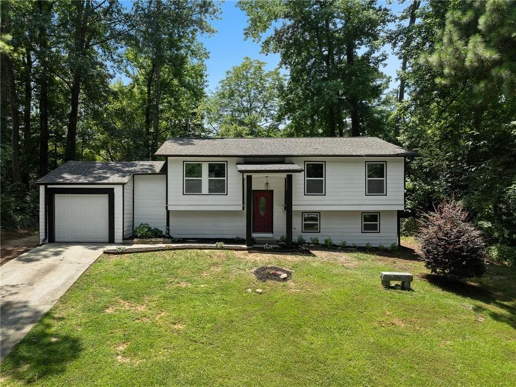 3267 Sunderland Drive, Snellville, GA 30039 — most recent listing photo