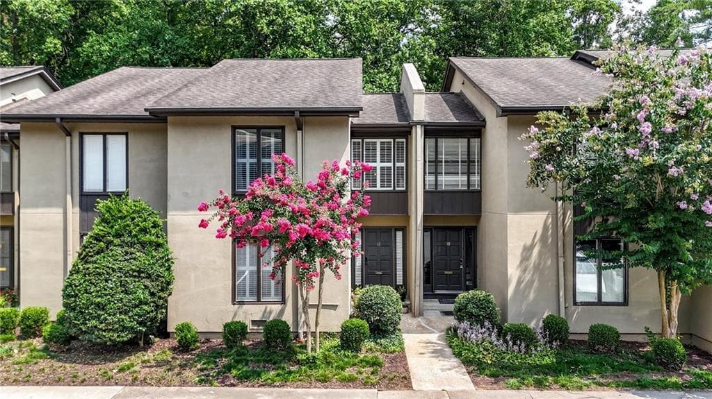 3 bedroom, 4 bathroom, 1,982 sq ft townhouse sold at 12 Ivy Ridge, Atlanta, GA 30342