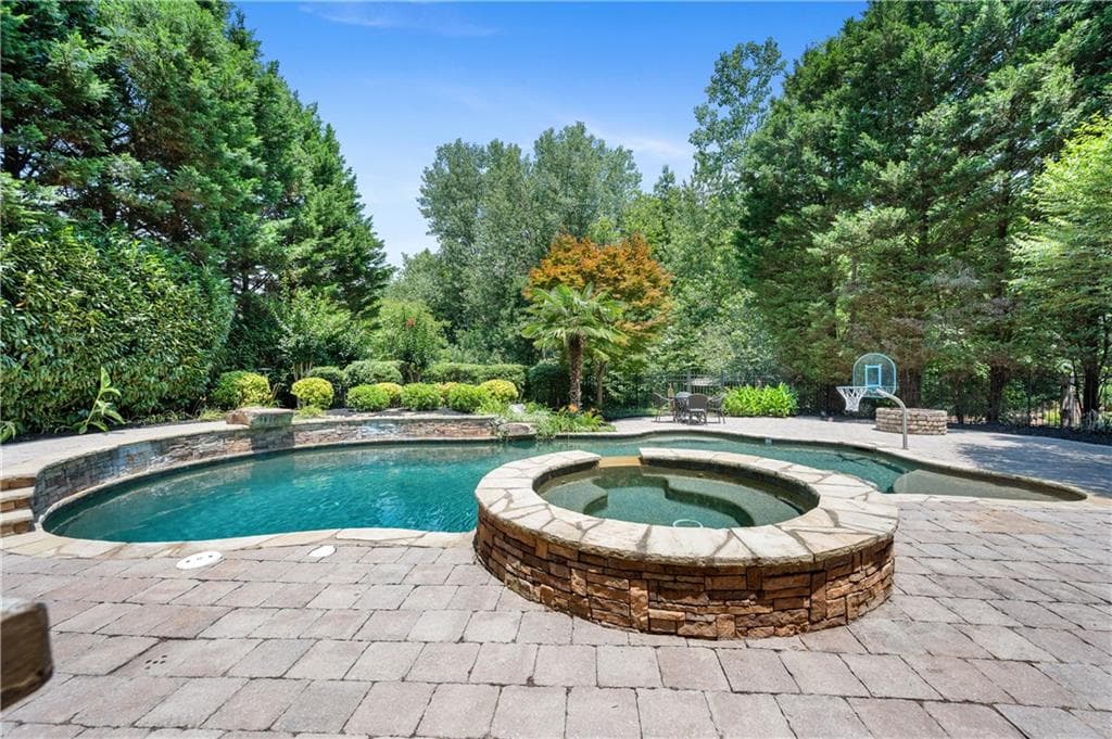 307 Heritage Overlook, Woodstock, GA 30188 — most recent listing photo