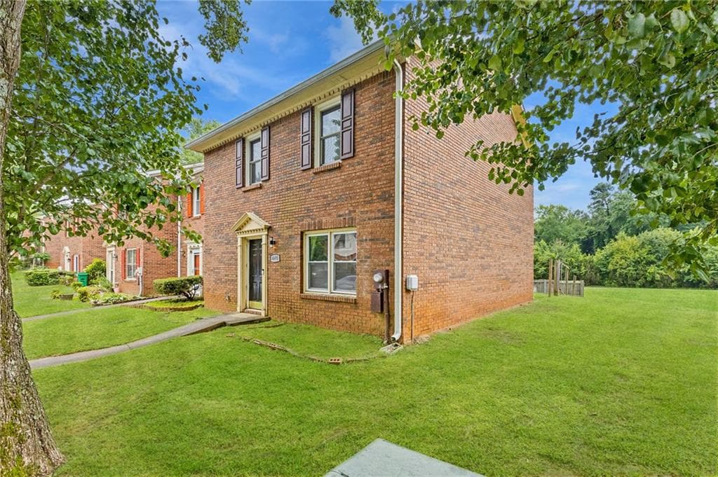 4691 Shumate Drive, Stone Mountain, GA 30083 — most recent listing photo