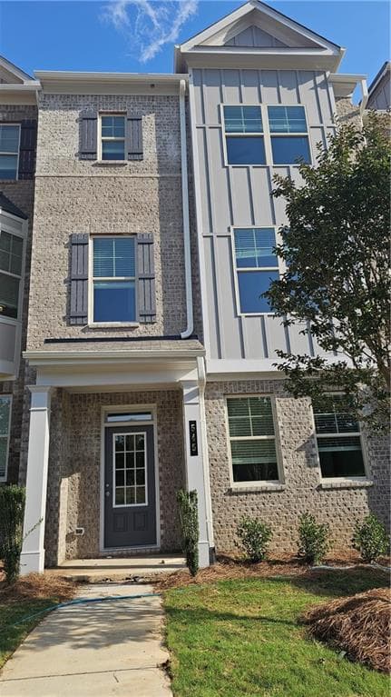 4 bedroom, 4 bathroom, 1,944 sq ft townhouse sold at 545 Fundao Lane #25, Lawrenceville, GA 30046