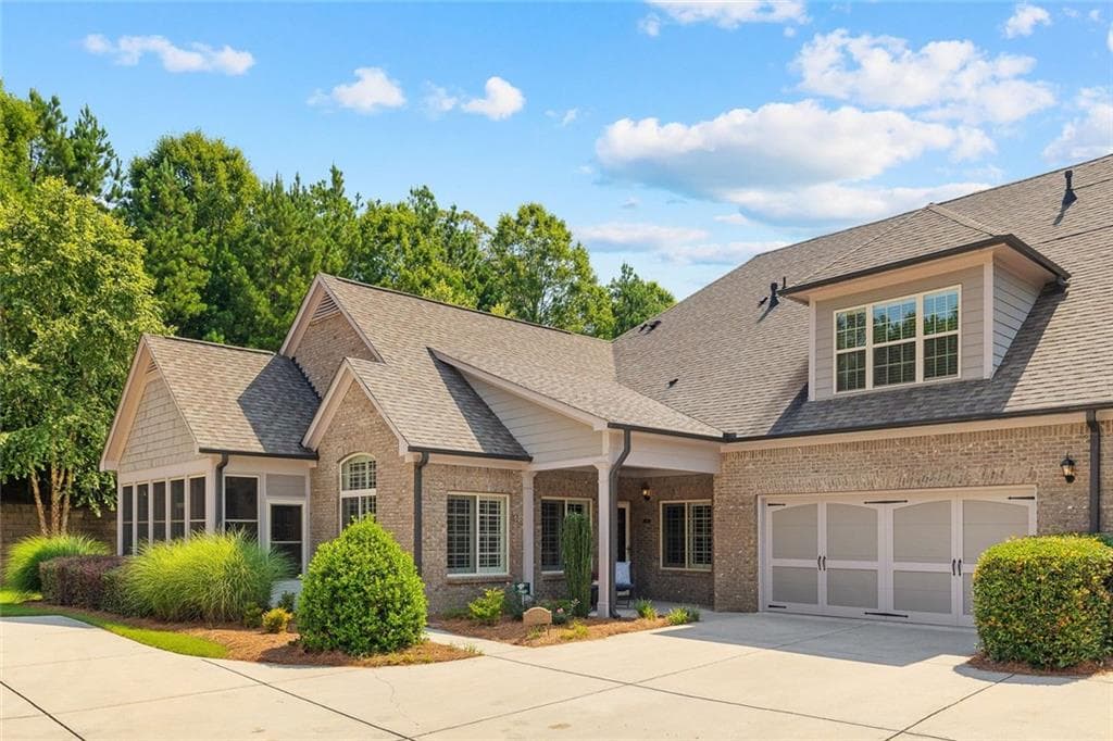 6042 Brookhaven Circle 3202, Johns Creek, GA 30097 — most recent listing photo