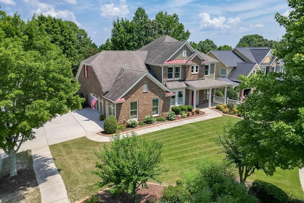 7405 Brookstone Way, Flowery Branch, GA 30542 — most recent listing photo