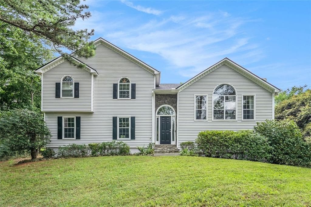 304 BENNETT FARMS Court, Acworth, GA 30102 — most recent listing photo