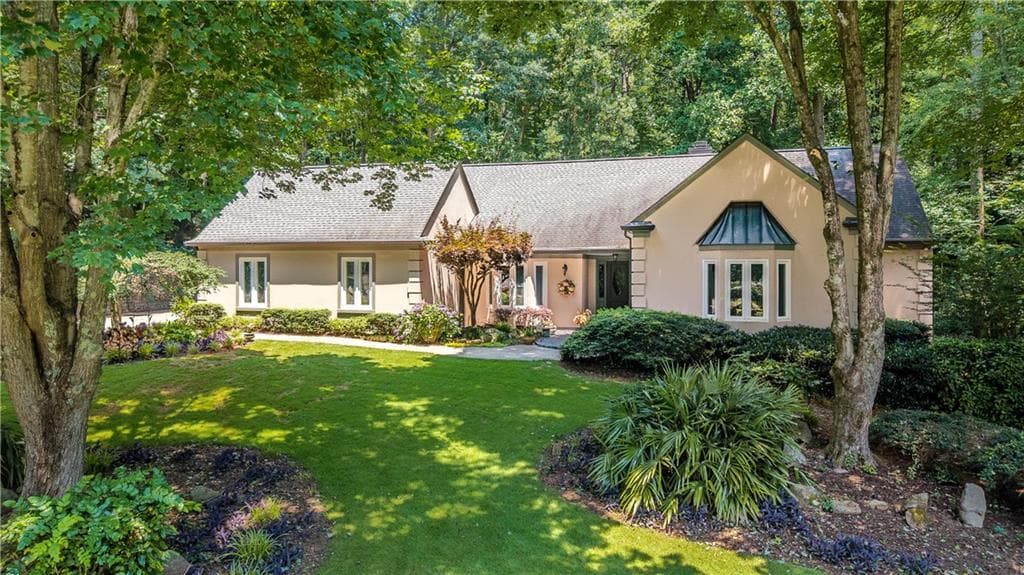 1565 Kings Crossing, Smoke Rise, GA 30087 — most recent listing photo