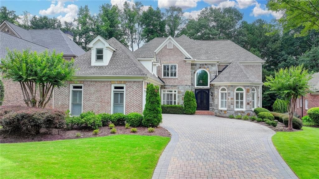 4 bedroom, 5 bathroom, 3,787 sq ft single family residence sold at 8230 Royal Melbourne Way, Duluth, GA 30097