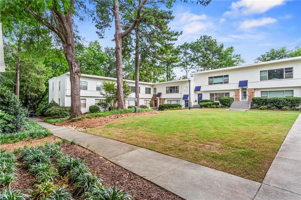 2250 Cheshire Bridge Road 311, Atlanta, GA 30324 — most recent listing photo