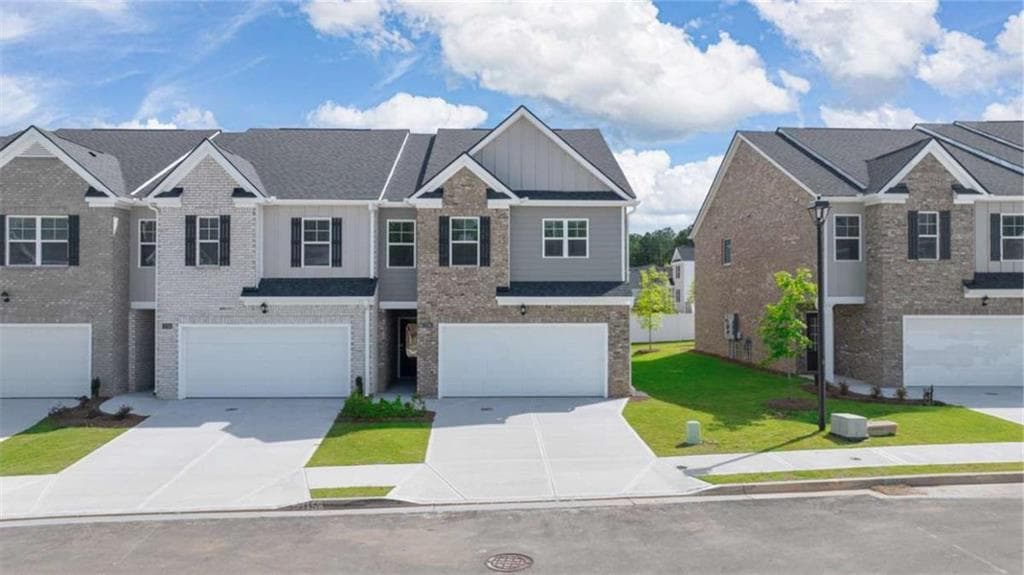 205 SILVER MOON Drive, Loganville, GA 30052 — most recent listing photo