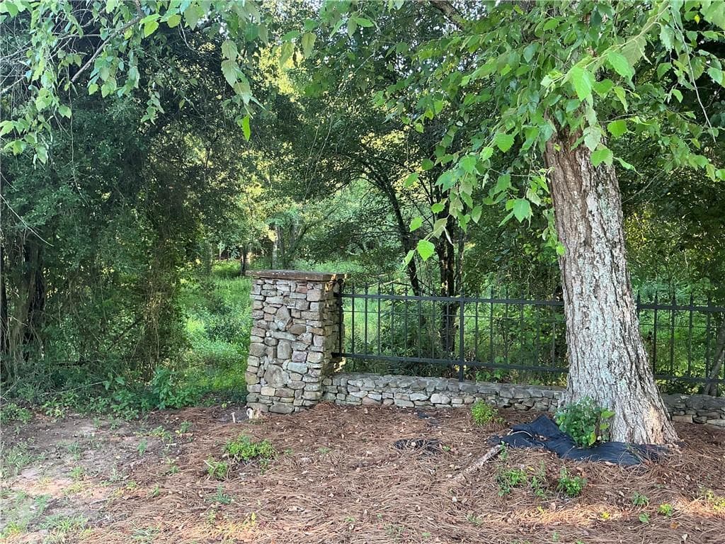 single family residence sold at 2466 Meredith Drive, Loganville, GA 30052